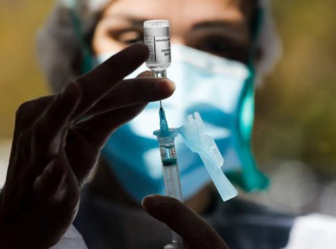 Ao nascer, essa proteção deve receber um reforço imediato, que inclui uma das vacinas mais conhecidas pelos brasileiros: a BCG. Foto: Divulgação