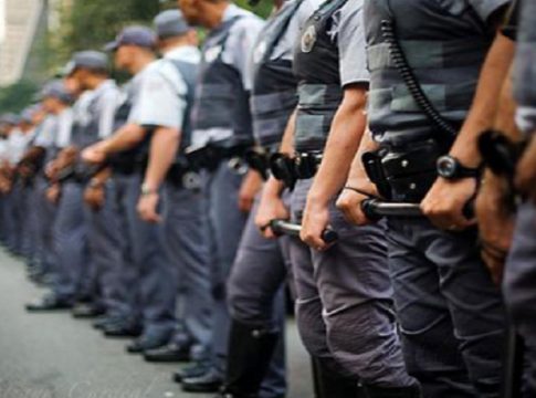 80% dos policiais brasileiros descartam apoio a golpe