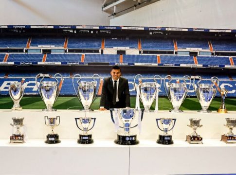Vídeo: Casemiro chora na despedida do Real Madrid