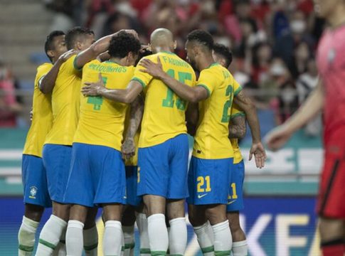 A cem dias da Copa, Brasil é líder no ranking da FIFA