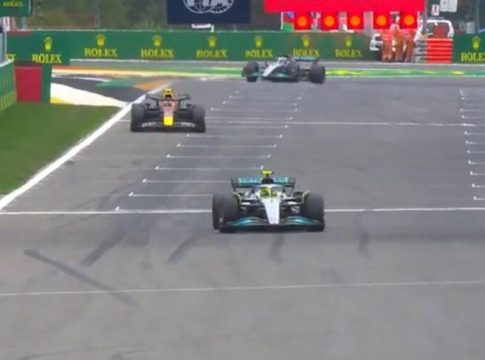 Verstappen é mais rápido, mas Sainz é pole no GP da Bélgica