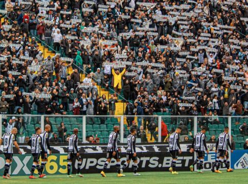 Alô, Paysandu! Figueirense é o melhor mandante da Série C