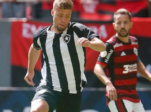 Futebol: saiba onde assistir os jogos deste domingo (28)