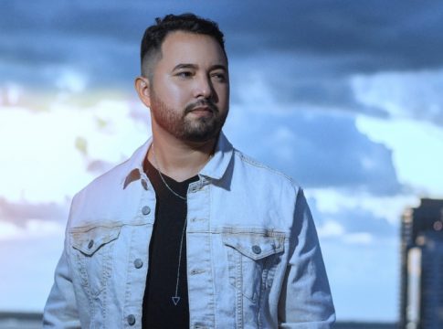Cantor paraense Jairo Lenz lança single "Momentos bons"