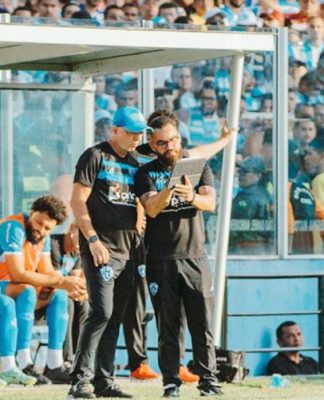 Fernandes ajusta Paysandu para decisões contra o Figueirense