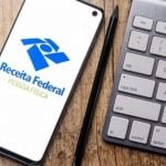 A antecipação da restituição do Imposto de Renda pode ser uma alternativa prática para quem precisa de dinheiro antes do pagamento oficial
