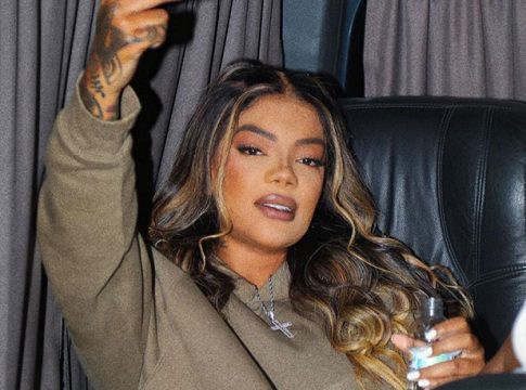 Ludmilla perde a paciência com erros técnicos e deixa palco 