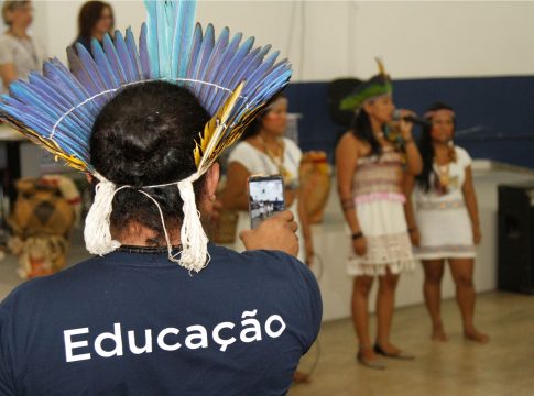 Comissão da Câmara aprovou projeto de lei que reserva aos indígenas 10% das vagas em todos os concursos públicos do País.