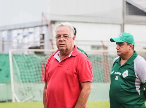 Josué Teixeira vai avaliar desempenho dos atletas que tem hoje no plantel. Foto: Tuna/Divulgação