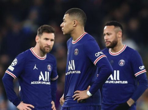 'Era Mbappé' já tem atrito com Neymar e racha no elenco