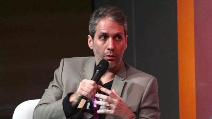 Outros nomes também são cogitados, como Felipe Feijó, da Federação Alagoana, e Ricardo Gluck Paul, presidente da Federação Paraense de Futebol (FPF).