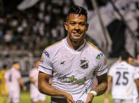 Olho nele! Experiente Wallyson é artilheiro do ABC em 2022