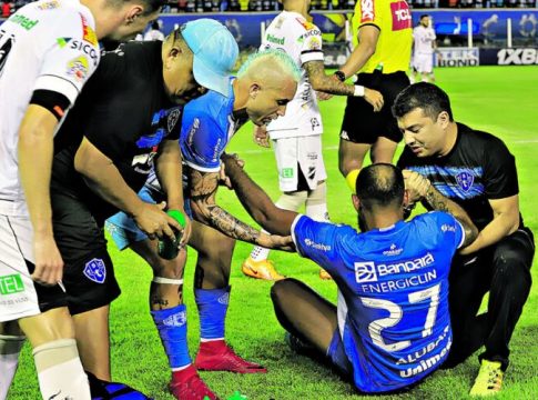 Terceira derrota seguida do Paysandu preocupa na reta final