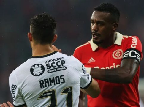 STJD adia julgamento de jogador por injúria racial