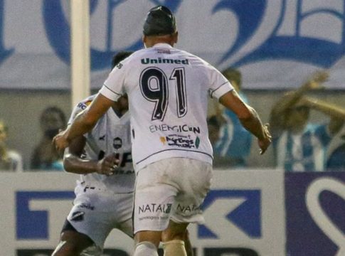 ABC zoa Paysandu no twitter relembrando partida de 1991
