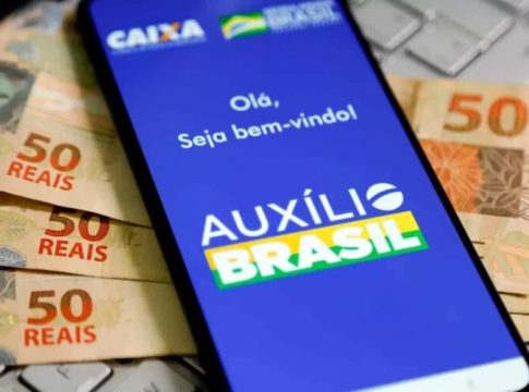 Consignado do Auxílio Brasil vai começar em setembro