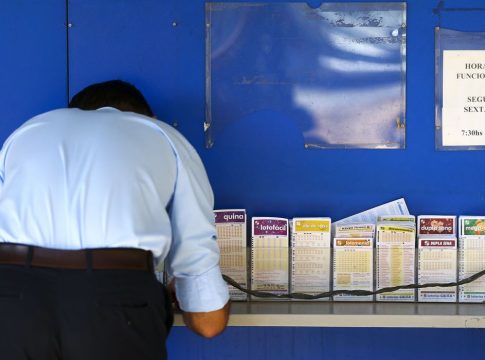 Ninguém acertou o prêmio principal, que acumulou e foi a R$ 85 milhões. O próximo sorteio acontecerá no dia 9 de setembro. Foto: Agência Brasil