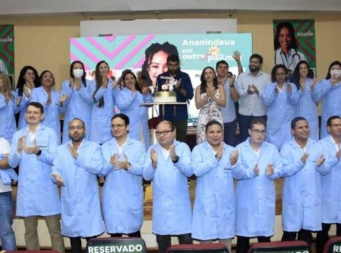 Ananindeua empossa médicos que vão atuar nas ESFs