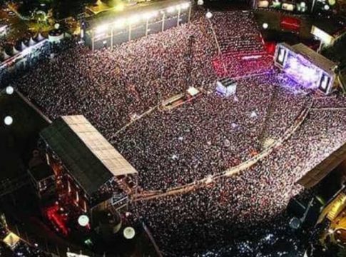 Sertanejos evitam política durante Festa do Peão de Barretos