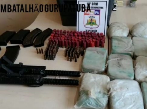 Tráfico perde droga, fuzis e lancha blindada em Prainha