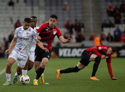 Fluminense pode sair do G4. Veja a tabela da série A