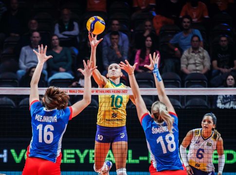 O Brasil estreou com autoridade no Mundial de vôlei feminino. Foto: CBV/Divulgação