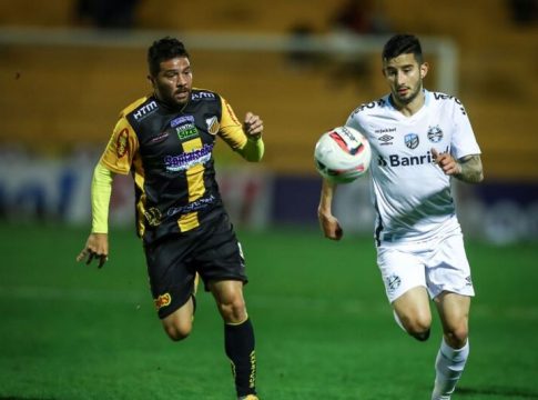 Grêmio sofre primeira derrota após retorno de Renato Gaúcho