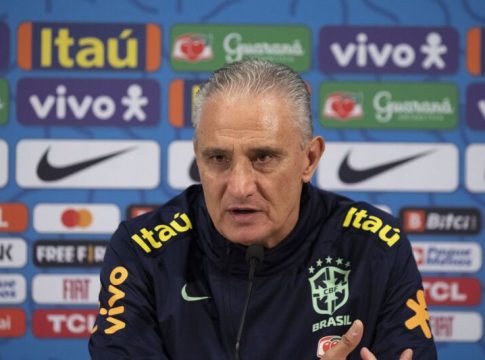 Terminado o jogo, Tite confirmou sua saída, descartando uma mudança de planos. A decisão já estava tomada fazia algum tempo, como contou ao jornal Folha de S.Paulo antes do Mundial. Foto: Divulgação