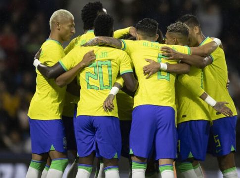 Brasil e favoritos fazem último teste antes da Copa