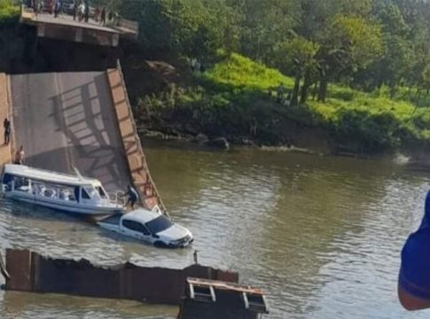 Queda de ponte na BR-319 deixa mortos e desaparecidos no AM