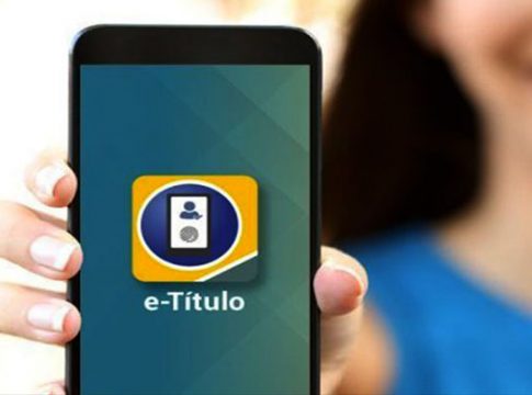 A plataforma ficará indisponível nas lojas virtuais neste domingo (27) tanto para atualizações como para download.