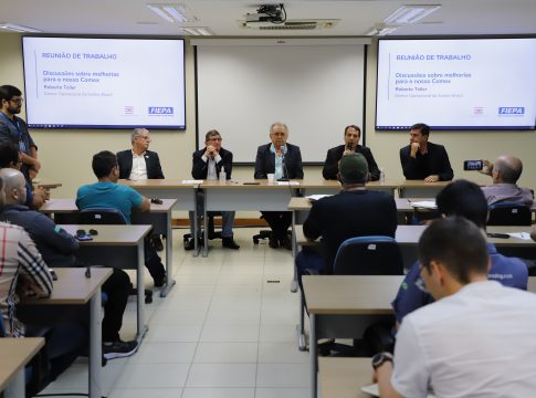 Problemas no Porto de Vila do Conde foram pautas de uma reunião na sede da Fiepa entre empresários e a Santos Brasil. FOTO: WAGNER ALMEIDA