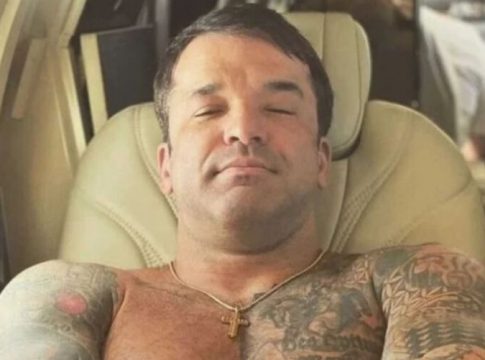 Acusado de agredir mulher enviou caixão a primo com câncer