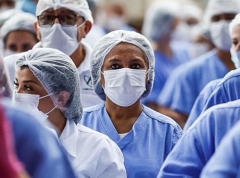 Segundo a assessoria da Corte, a negociação coletiva é obrigatória, mas foi estabelecido que o piso dos enfermeiros privados deve ser pago se não houver acordo.