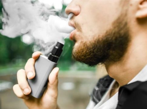 O ano de 2025 começou na Bélgica com uma nova proibição: cigarros eletrônicos descartáveis agora são ilegais no país.