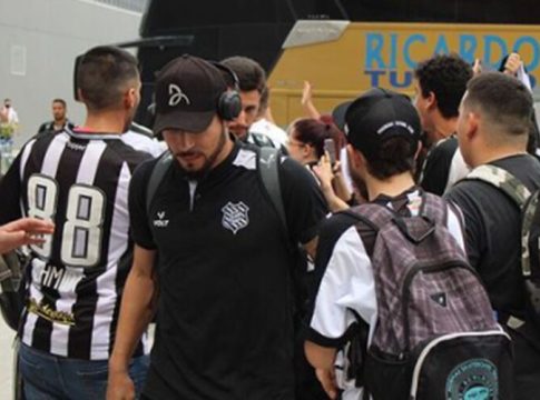 Figueirense tem apoio antes de viagem para encarar Paysandu