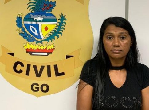 Pastora é acusada de matar o marido para ficar com dinheiro