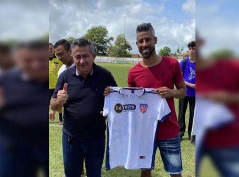 Ídolo do Flamengo faz visita ao Pará por motivo nobre