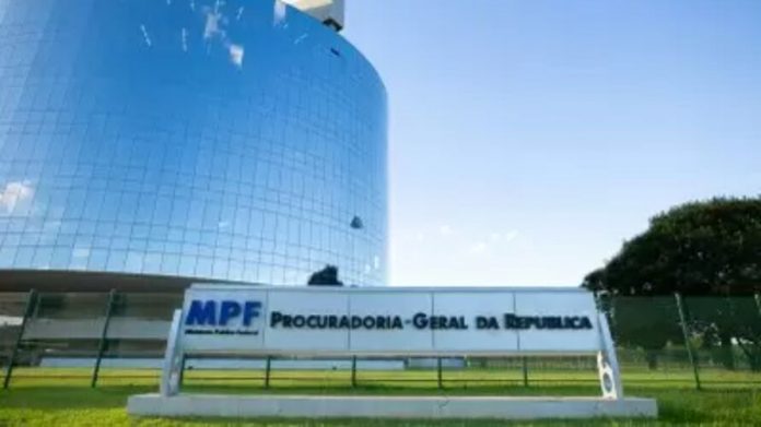 Oferta do concurso do MPF (Ministério Público Federal) será de 58 vagas para candidatos com ensino superior em direito. Remuneração de R$ 39,7 mil