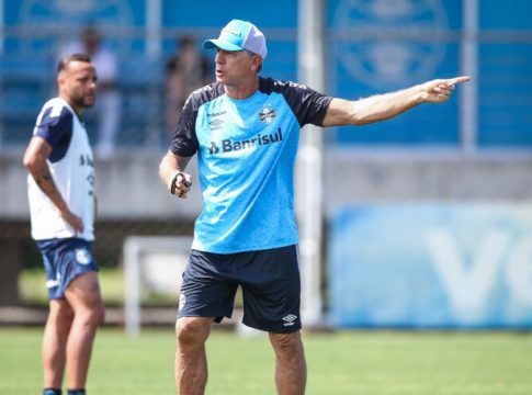Renato Gaúcho descarta trabalho em Santos e Vasco: 'Momento de descansar'