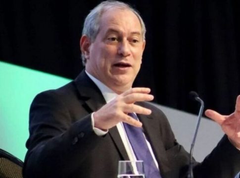 Ciro se descontrolou ao ouvir uma acusação.