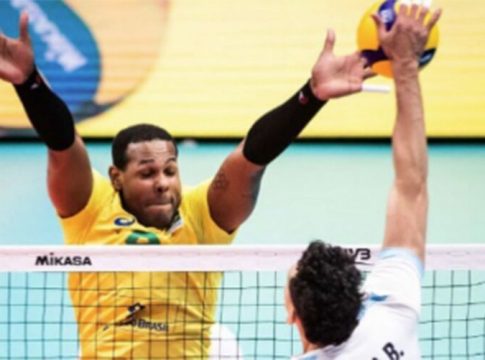 Brasil bate Argentina e avança as semifinais no Vôlei