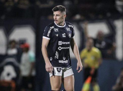 Vídeo: Lateral faz mistério sobre futuro no Clube do Remo