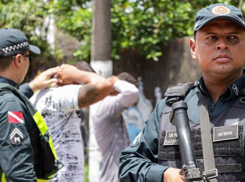 Cobrança de "taxa de segurança" é alvo de ação da PM no Aurá