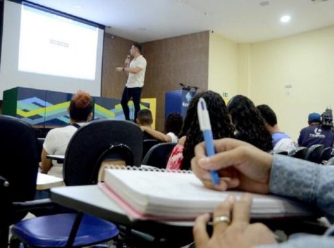 Segunda lista de convocados já está disponível no site da Seduc. A documentação prevista em edital deve ser enviada até esta quinta-feira.