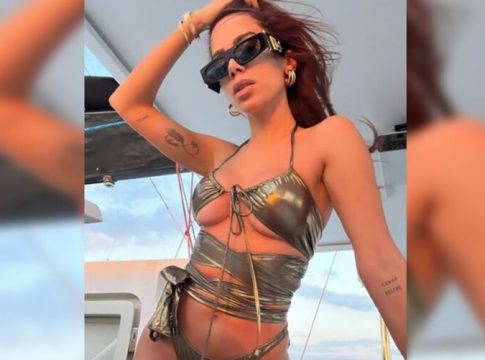 Vídeo: Anitta "causa" ao jogar dinheiro para o alto em festa