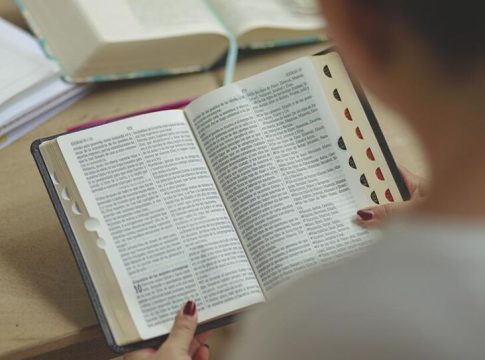 Igrejas evangélicas simulam sequestro e estupro de fiéis
