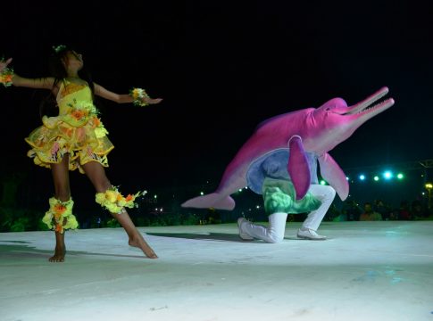 Alter do Chão reviveu a magia do Festival dos Botos na primeira noite de apresentações realizada nesta sexta-feira. Foto: Agência Santarém