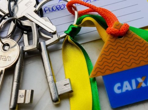 FGTS poderá comprar casa popular, mas há riscos