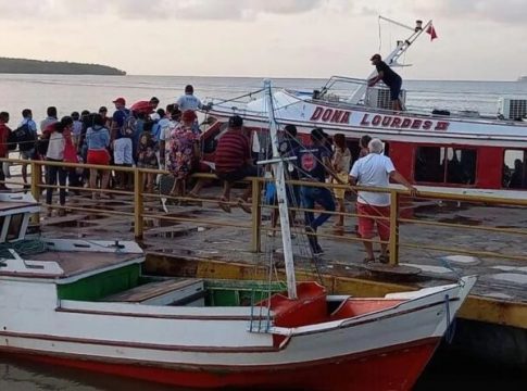 Número de mortos em naufrágio de lancha chega a 22